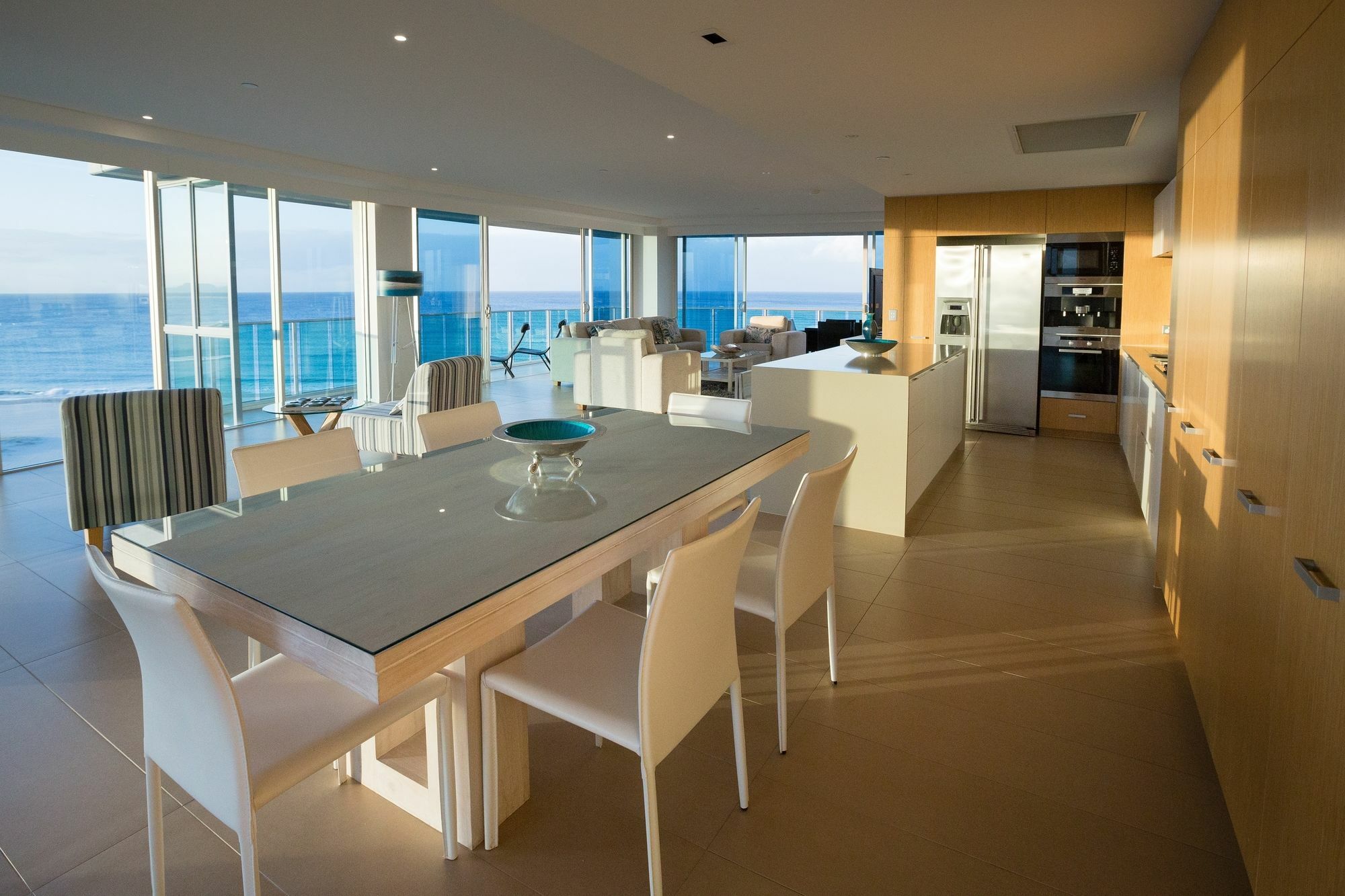 Nirvana By The Sea Gold Coast Exterior photo